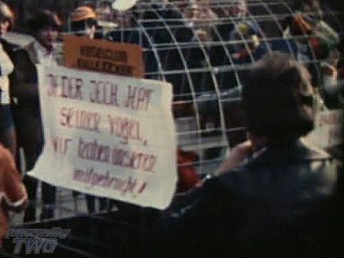 1977_10