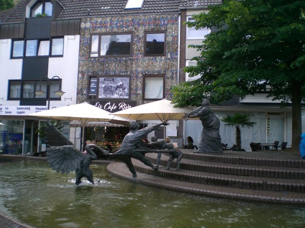 16 Elsabrunnen